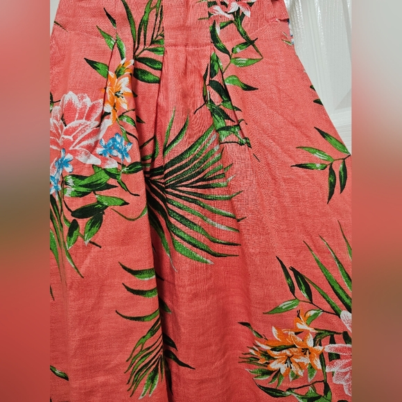 28 Palms Tropical Coral Linen Halter Dress. Size Large. Dress is lined. - Picture 6 of 10